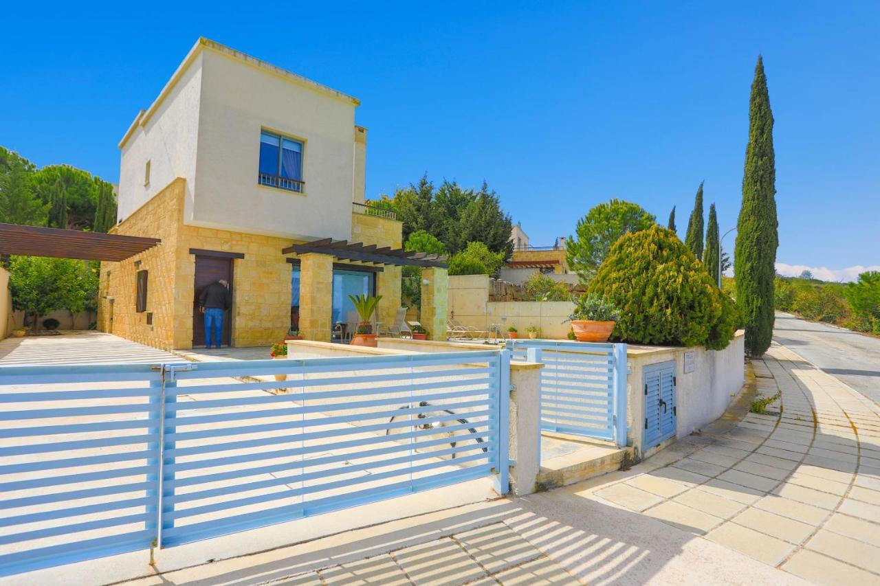 Villa Styliani Dhrousha Exterior photo